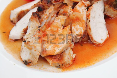 Un rico plato de pollo